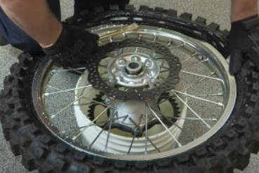 dirt bike tire adding air to the tube